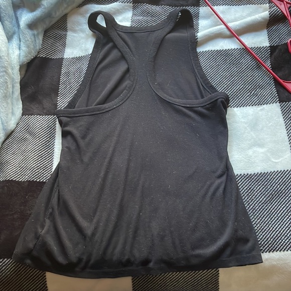 Tanktop - Picture 3 of 3
